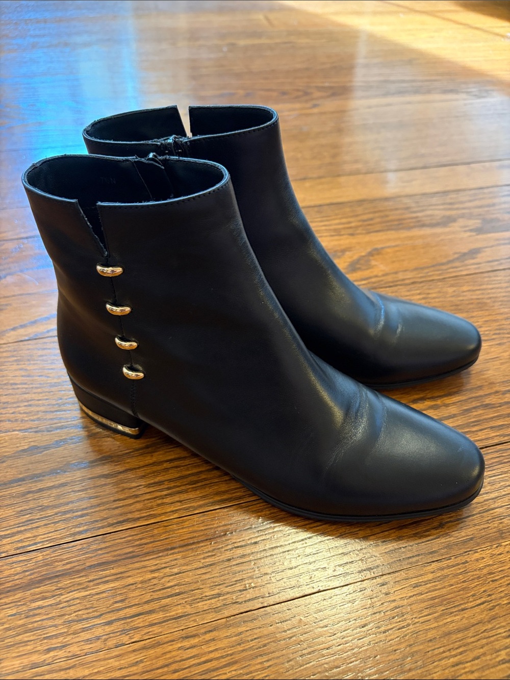 Vaneli Black Women's Ankle Boots with Gold Accents 7.5 Narrow